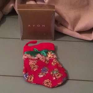 Vintage Avon Baby’s First Christmas Pin